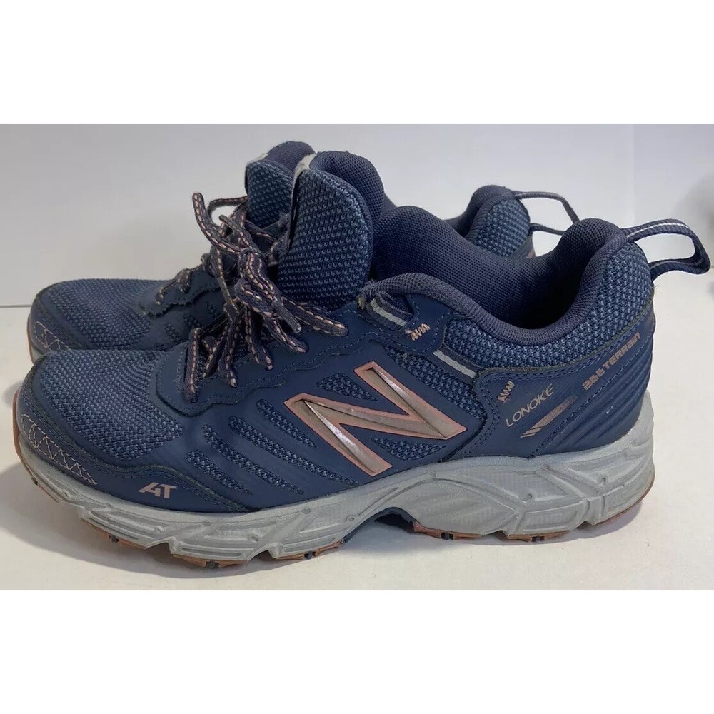 New Balance Lonoke Trail Womens Size 8 Blue Pink Athletic Running Sneakers Shoes